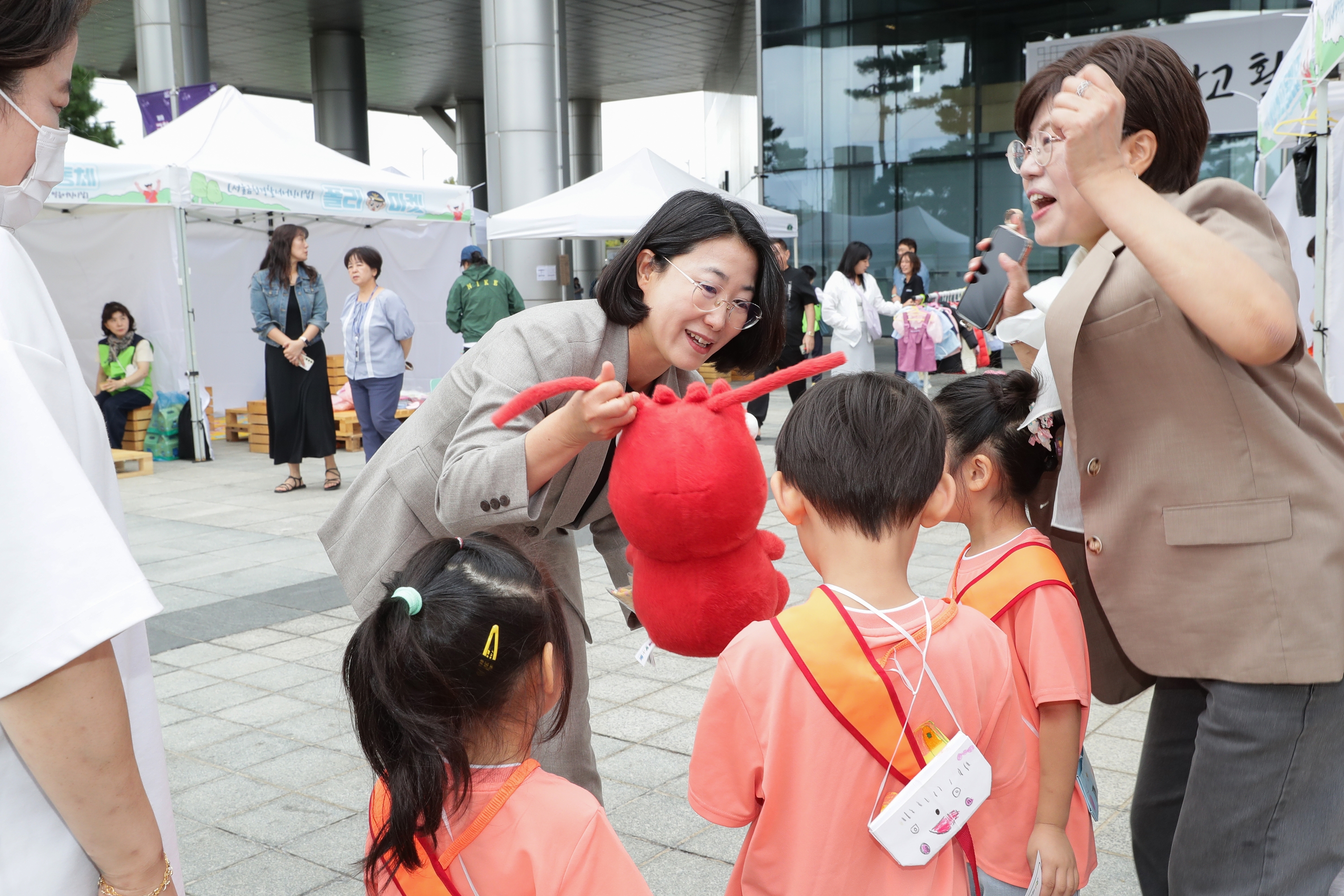 '으쓱 ESG 베이비 플리마켓' 게시글의 사진(10) '260910_으쓱ESG 베이비 플리마켓 (10).jpg'