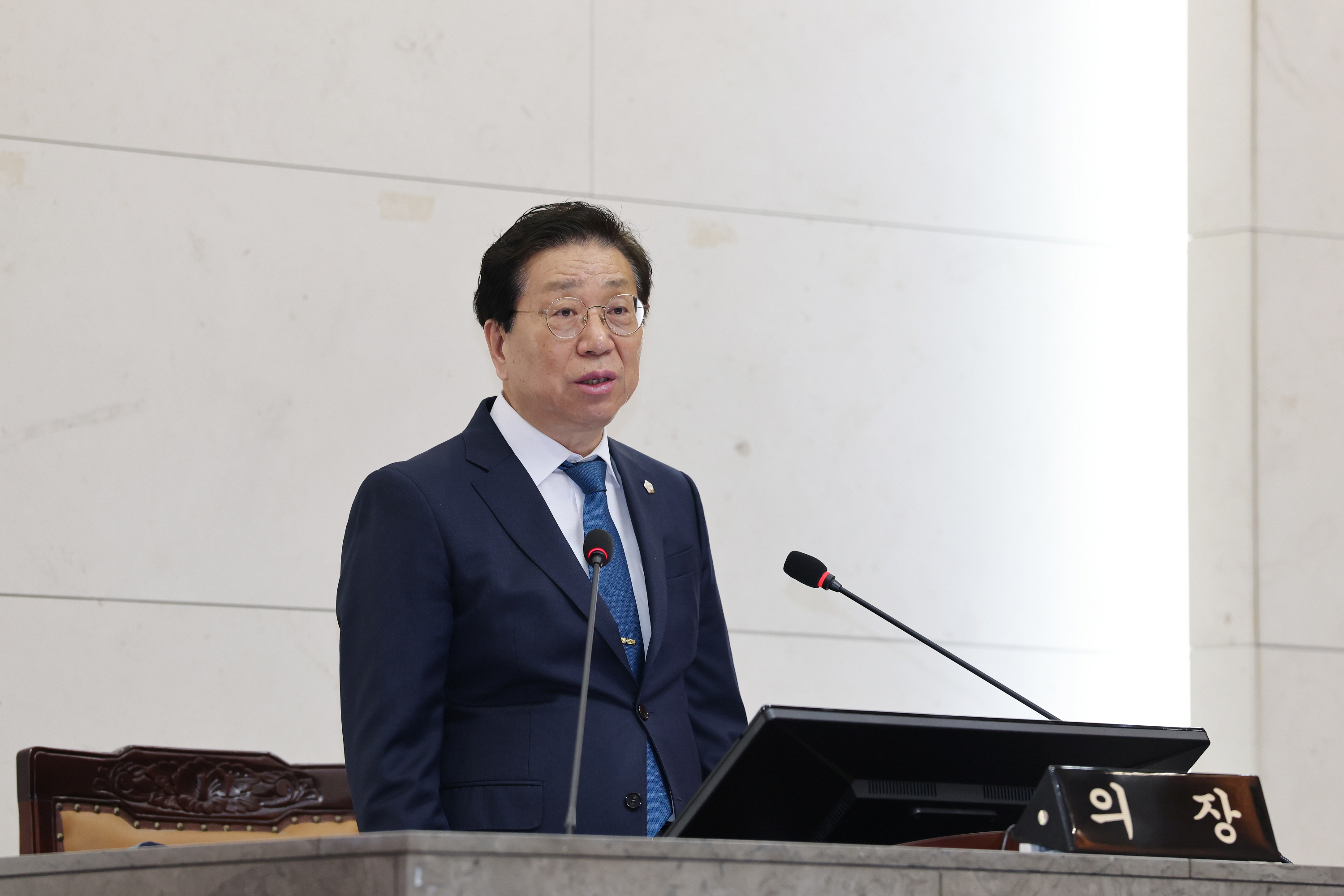 '제260회 금천구의회 임시회 본회의' 게시글의 사진(4) '260402_제260회 금천구의회 임시회 본회의 (4).jpg'