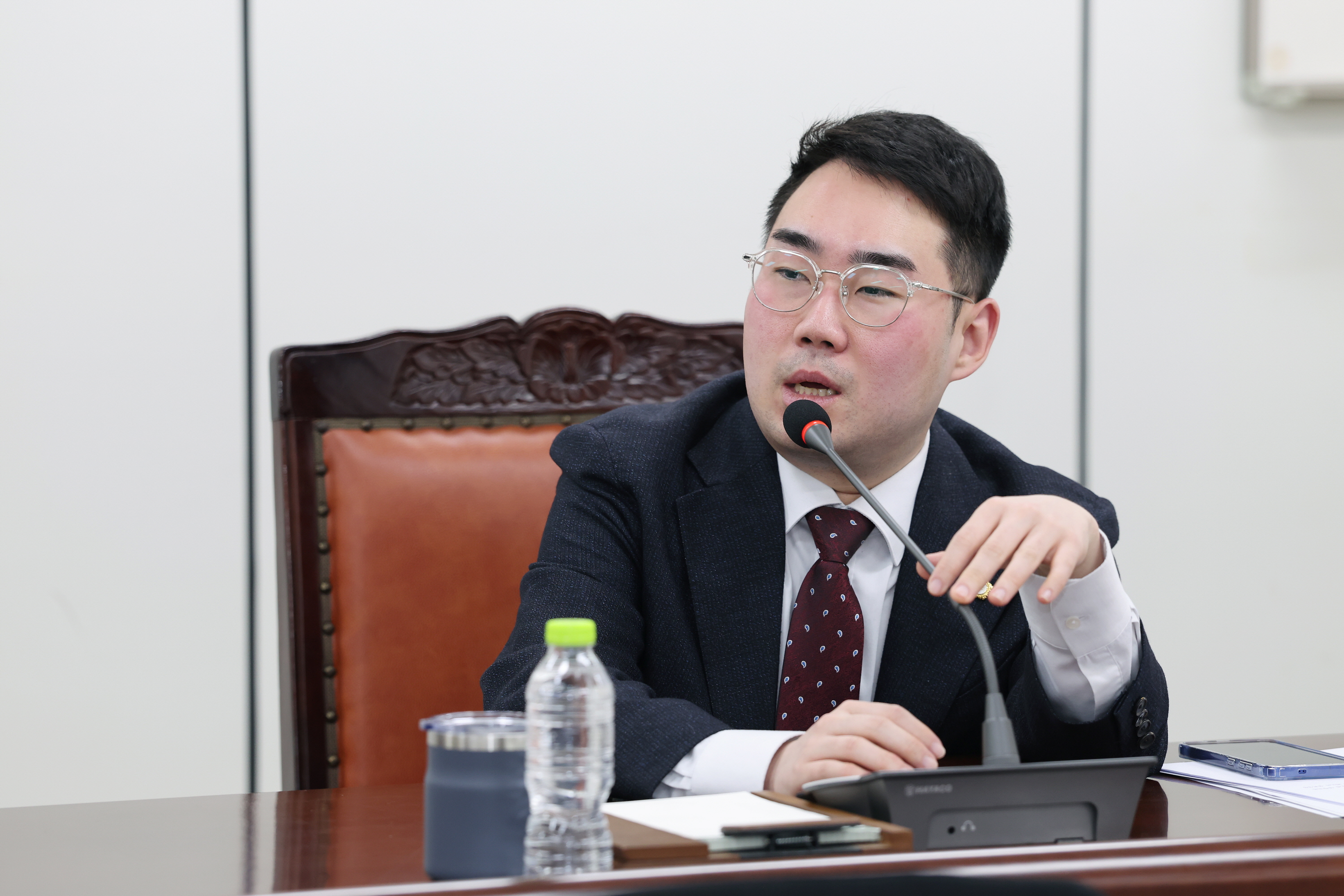 '제260회 금천구의회 복지건설위원회' 게시글의 사진(8) '260402_제260회 금천구의회 복지건설위원회 (8).jpg'