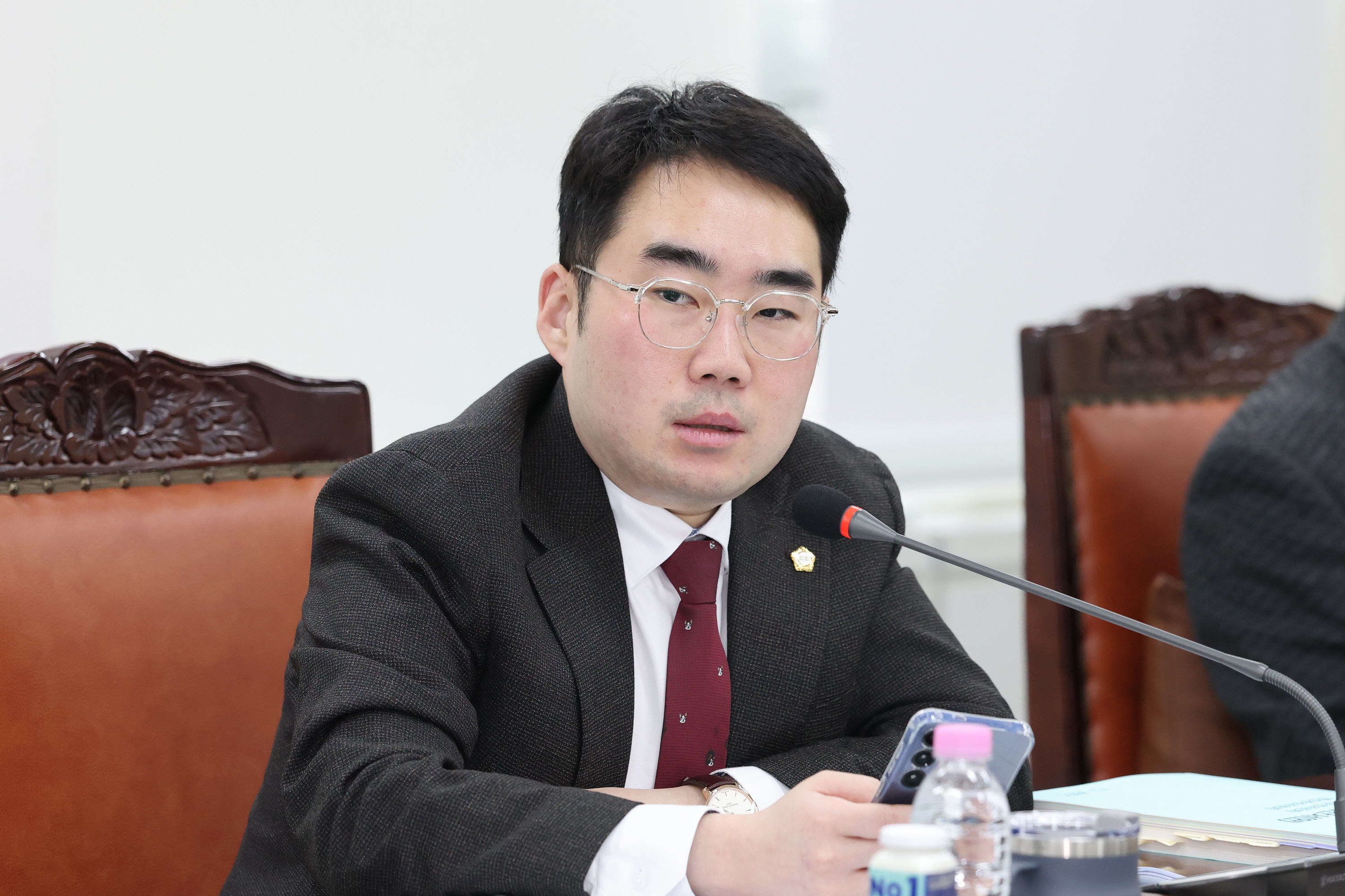 '제258회 정례회 의회운영위원회' 게시글의 사진(8) '251125_제258회 정례회 의회운영위원회 (8).jpg'