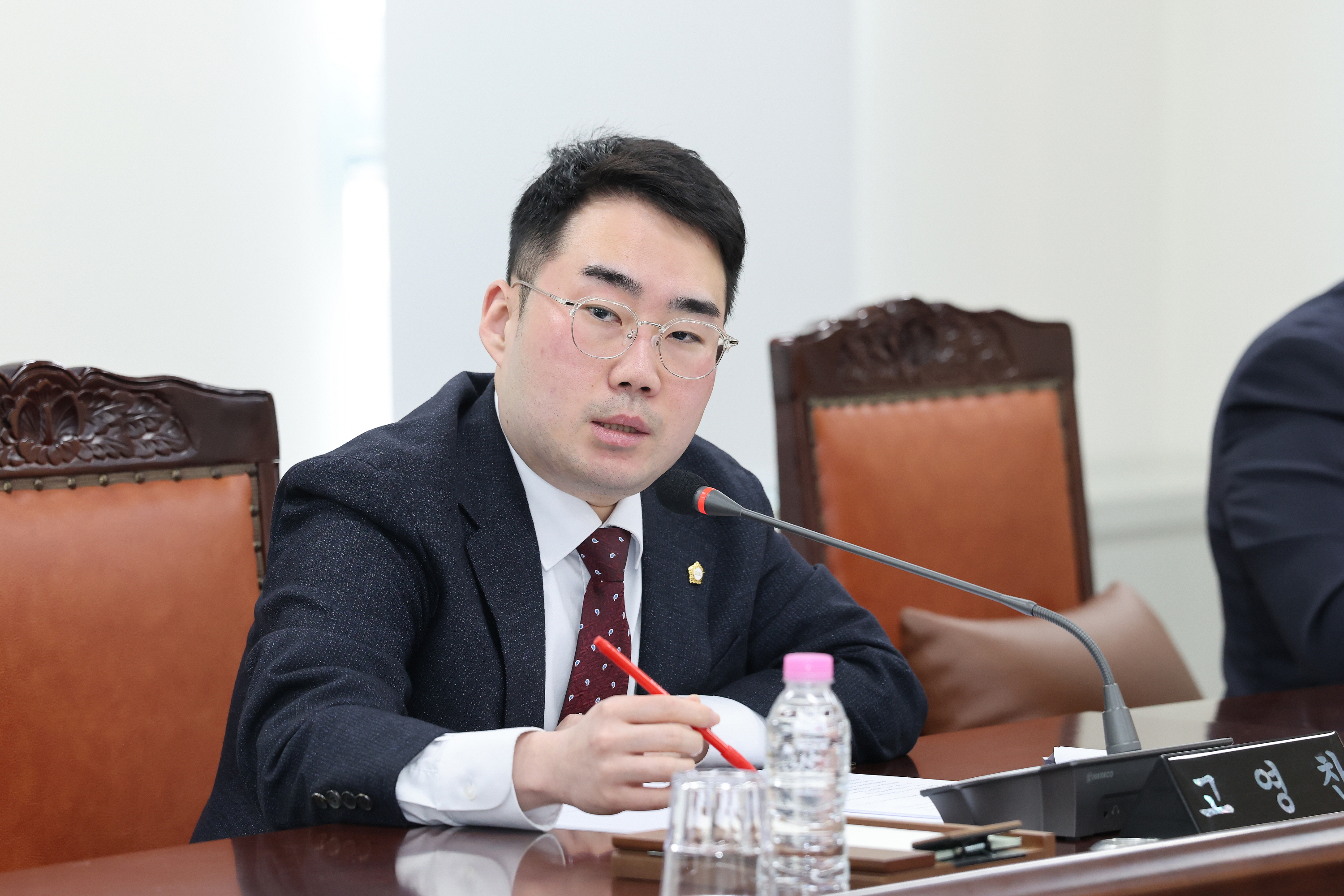 '제260회 금천구의회 임시회 의회운영위원회' 게시글의 사진(10) '260402_제260회 금천구의회 임시회 의회운영위원회 (10).jpg'