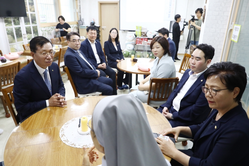 '제9대 금천구의회 개원 2주년 기념 현장방문' 게시글의 사진(5) '240715_제9대 금천구의회 개원 2주년 기념 현장방문 (5).jpg'