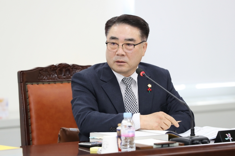 '제252회 정례회 의회운영위원회' 게시글의 사진(19) '241125_제252회 정례회 의회운영회 (19).jpg'