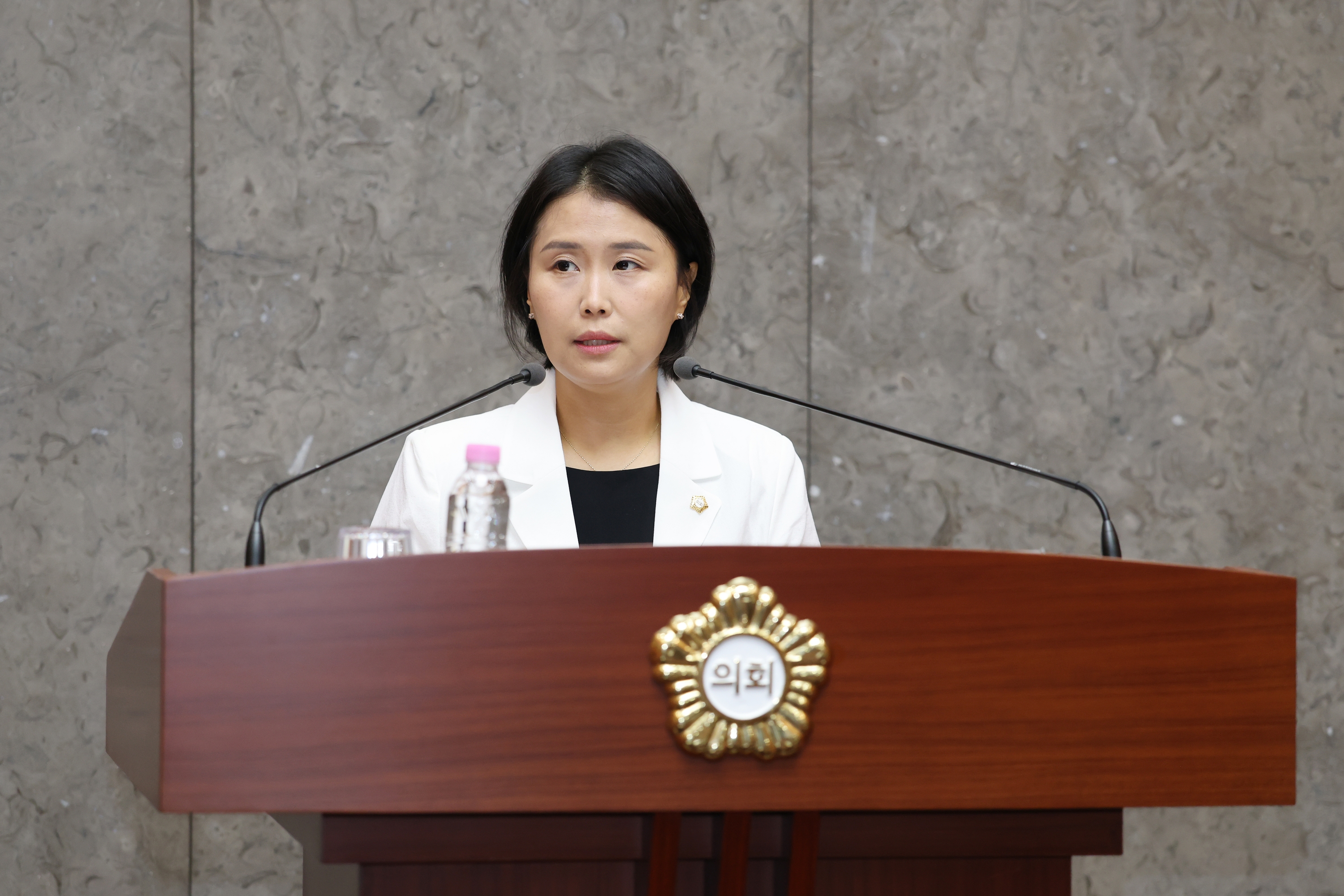'제262회 금천구의회 임시회 2차 본회의' 게시글의 사진(3) '260728_제262회 금천구의회 임시회 2차 본회의 (3).jpg'