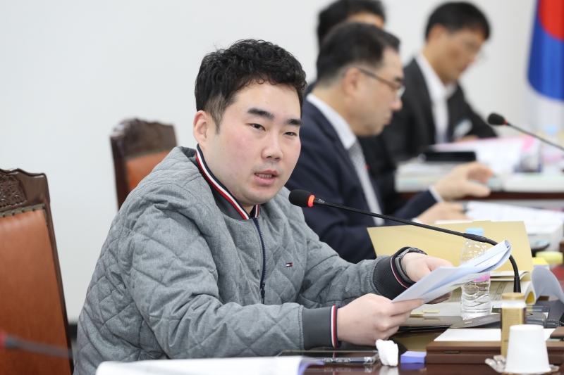 '제252회 정례회 의회운영위원회' 게시글의 사진(14) '241125_제252회 정례회 의회운영회 (14)(1).jpg'