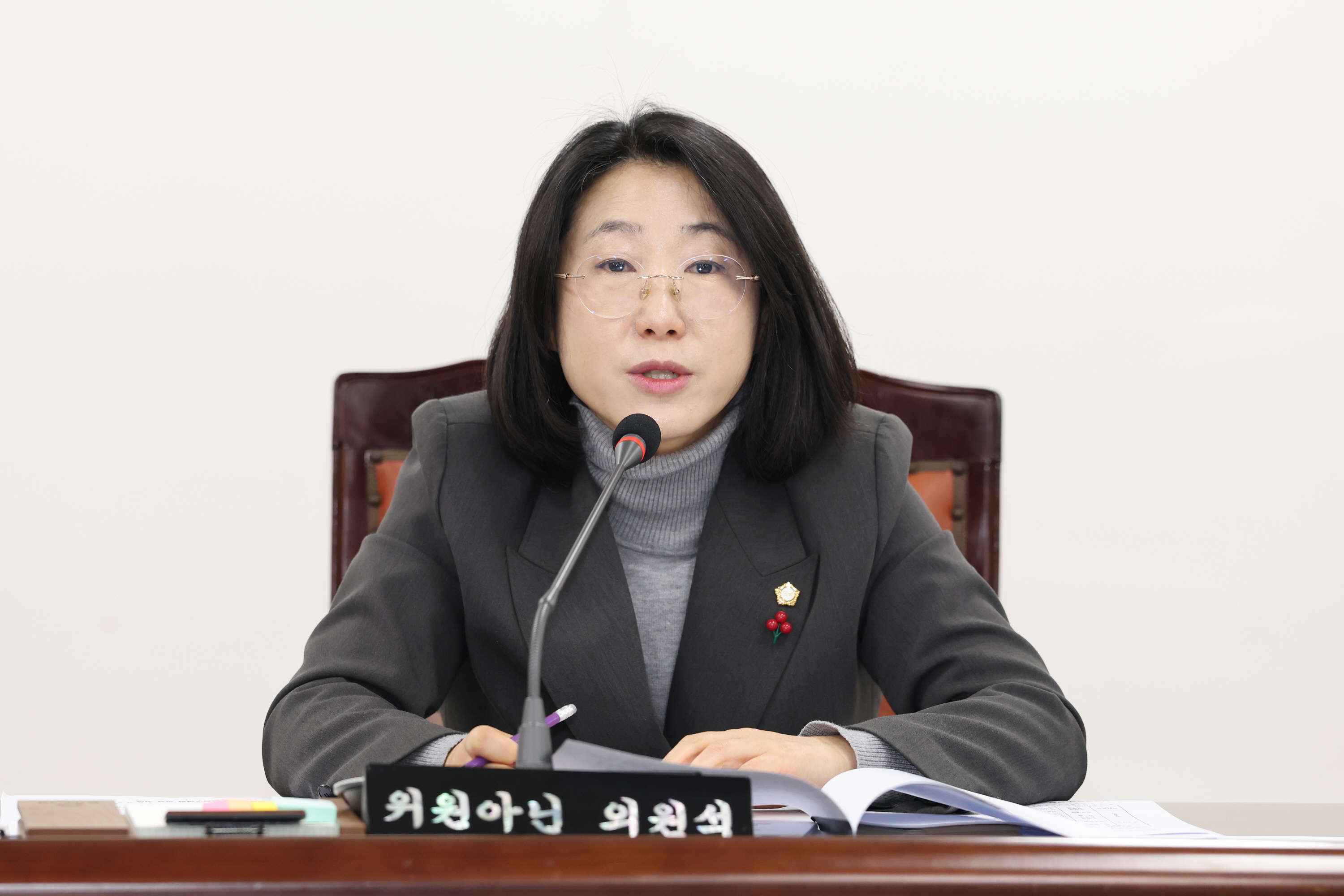 '제258회 정례회 의회운영위원회' 게시글의 사진(4) '251216_제258회 정례회 의회운영위원회 (4).jpg'