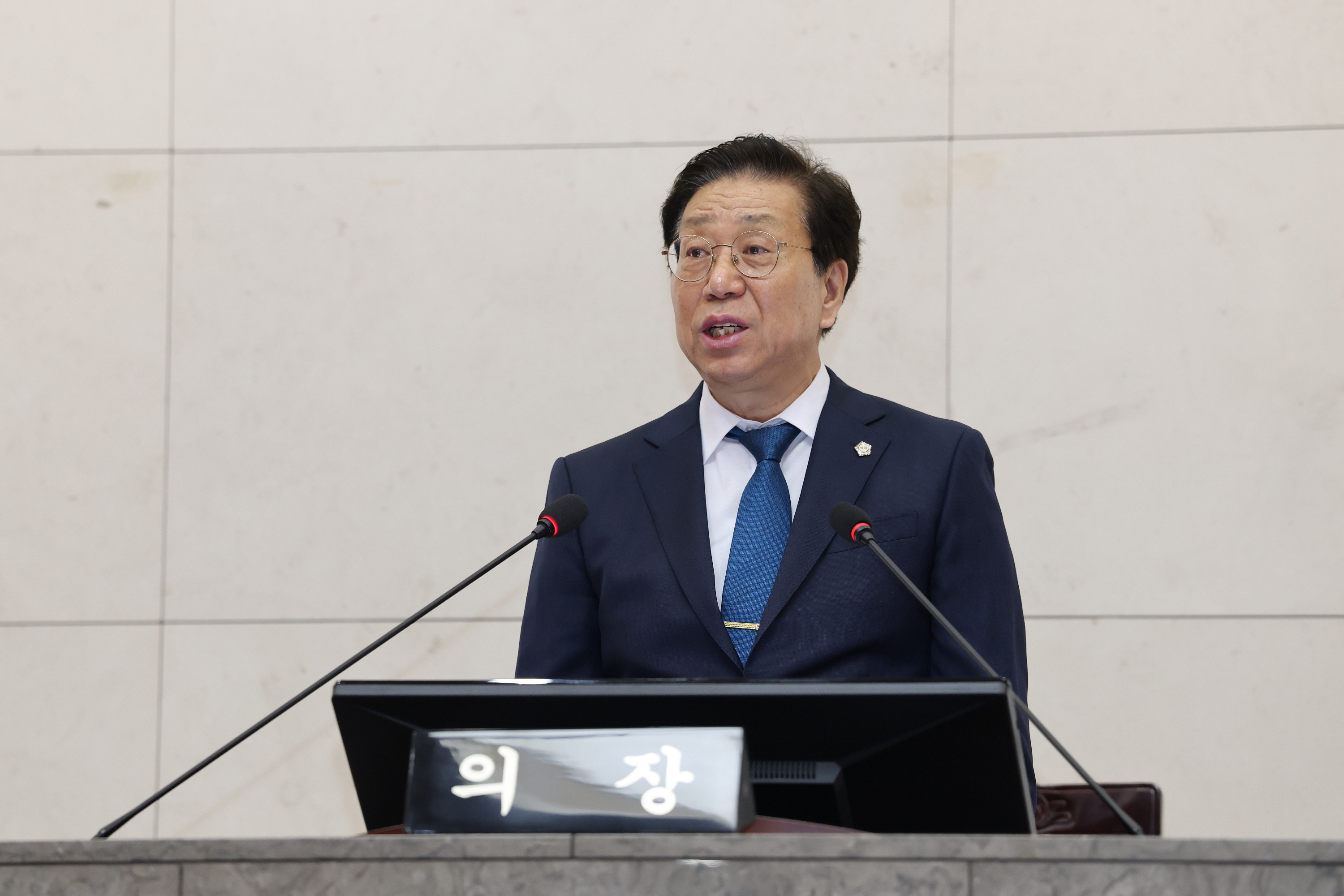 '제260회 금천구의회 임시회 본회의' 게시글의 사진(5) '260402_제260회 금천구의회 임시회 본회의 (5).jpg'