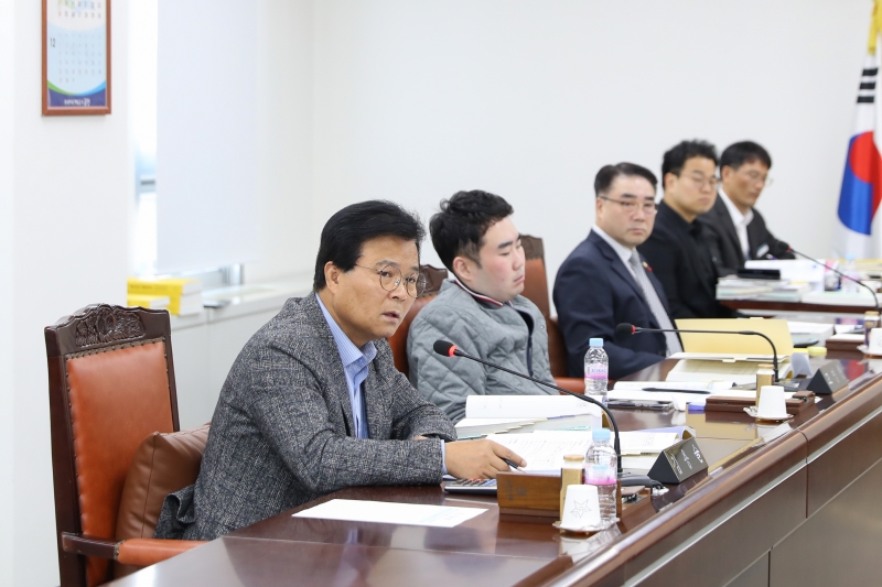 '제252회 정례회 의회운영위원회' 게시글의 사진(11) '241125_제252회 정례회 의회운영회 (11)(0).jpg'