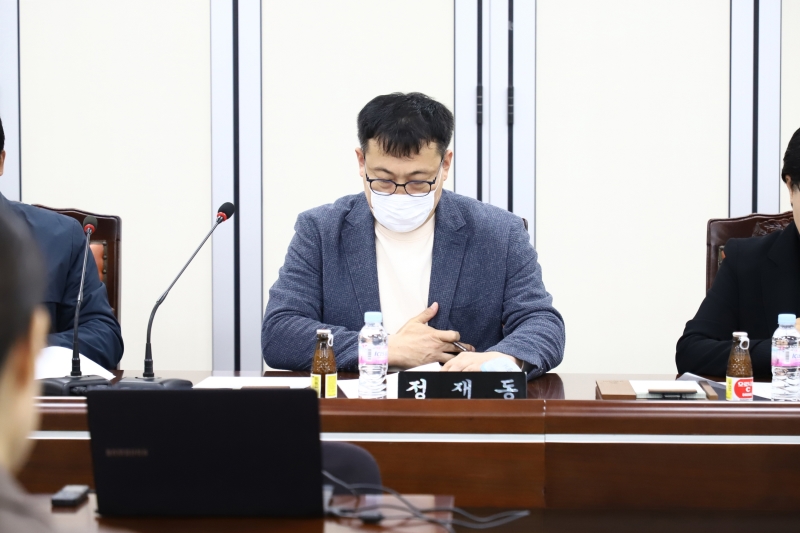 '제252회 제2차 정례회 의회운영위원회' 게시글의 사진(8) '241115_제252회 제2차 정례회 의회운영위원회 (8).JPG'