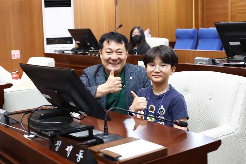 '금천구 아동의회 방문' 게시글의 사진(11) '240726_금천구 아동의회 방문 (11).jpg'