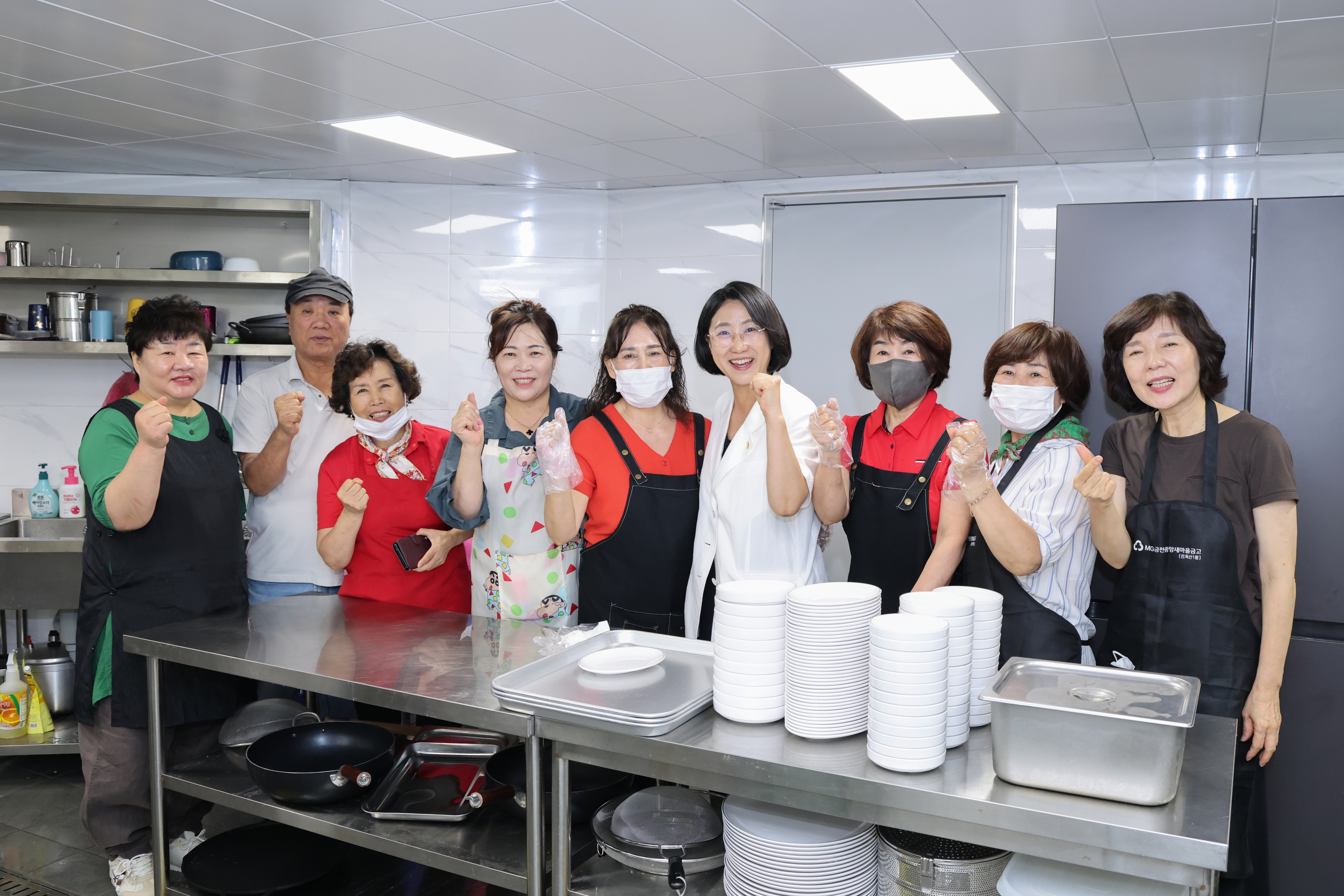 '독산1동 복숭아마을 음식나눔 행사' 게시글의 사진(1) '260819_독산1동 복숭아마을 음식나눔 행사 (1).jpg'