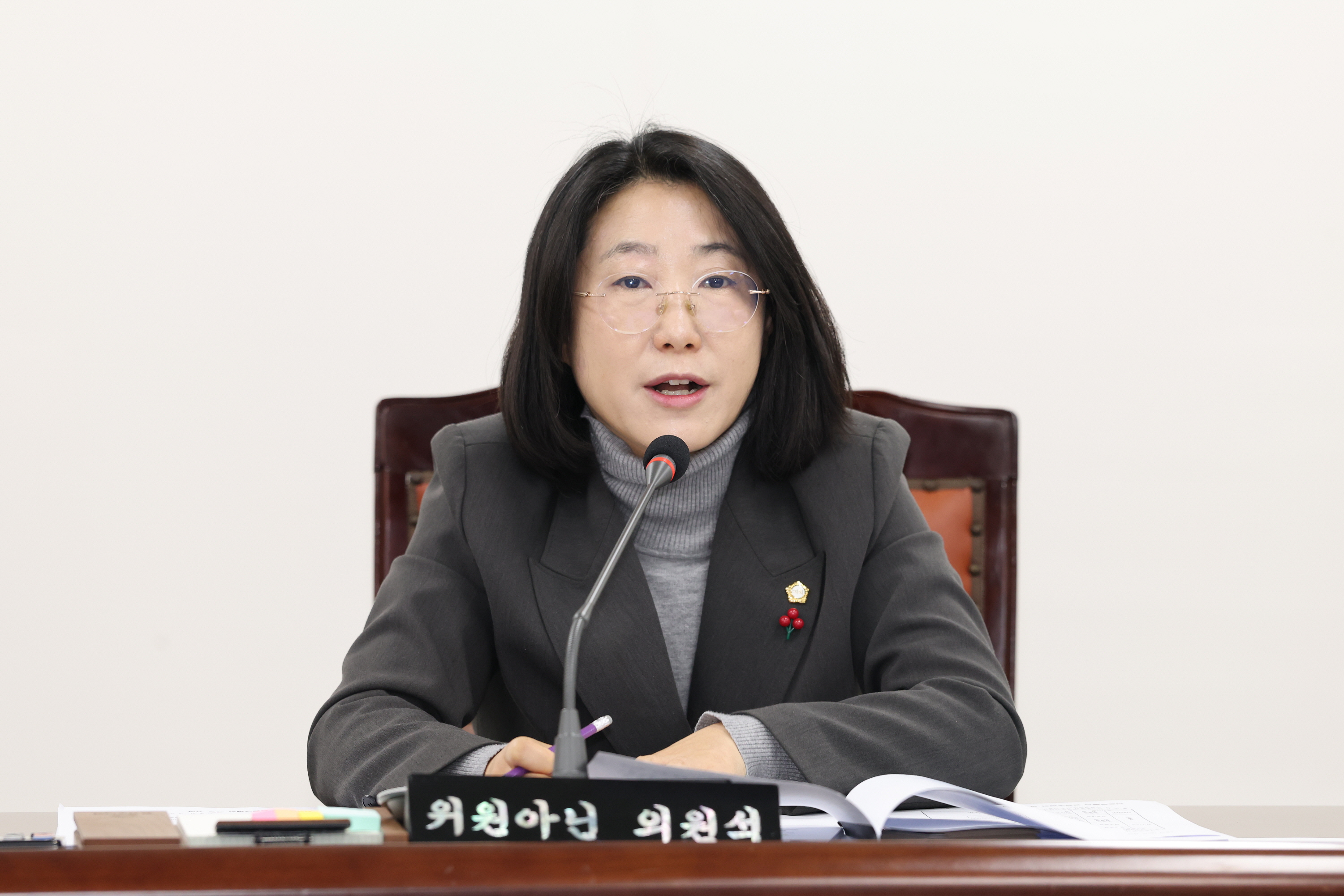 '제258회 정례회 의회운영위원회' 게시글의 사진(5) '251216_제258회 정례회 의회운영위원회 (5).jpg'