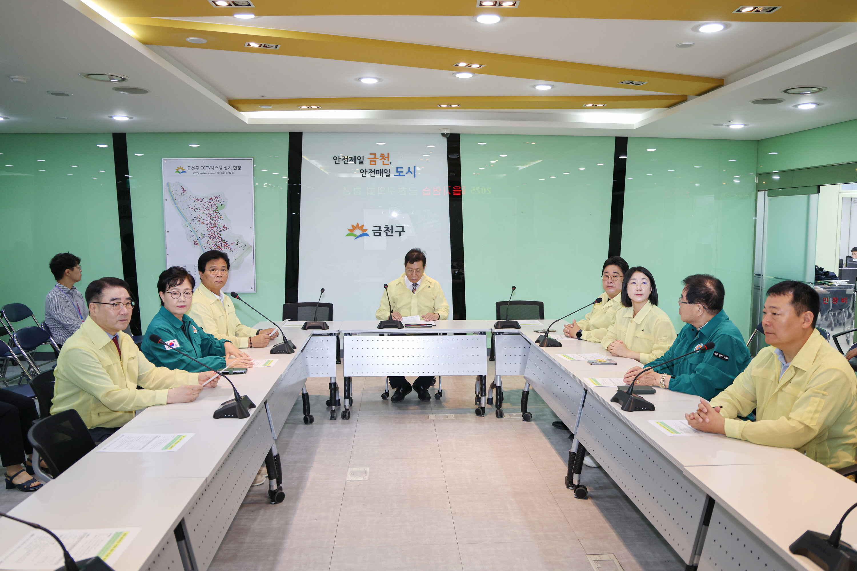 '2025 을지연습 금천구의회 참관' 게시글의 사진(3) '250819_2025 을지연습 금천구의회 참관 (3).jpg'