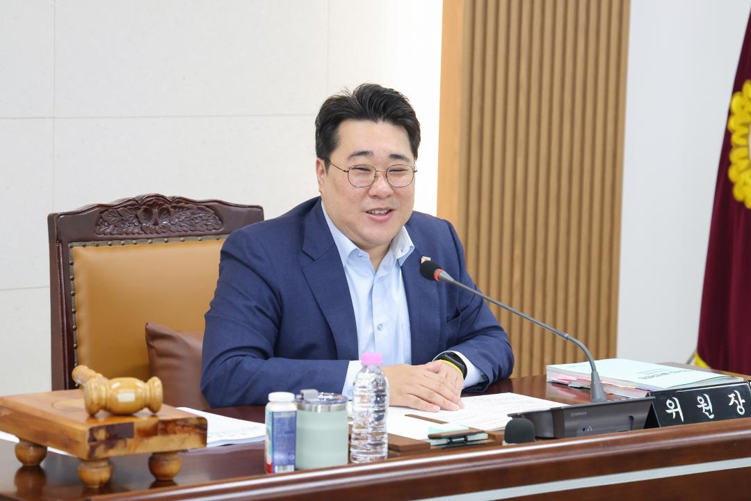 '제258회 정례회 의회운영위원회' 게시글의 사진(3) '251125_제258회 정례회 의회운영위원회 (3).jpg'