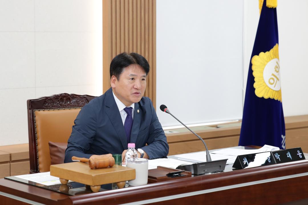 '제263회 금천구의회 정례회 행정재경위원회' 게시글의 사진(4) '260909_제263회 금천구의회 정례회 행정재경위원회 (5).jpg'