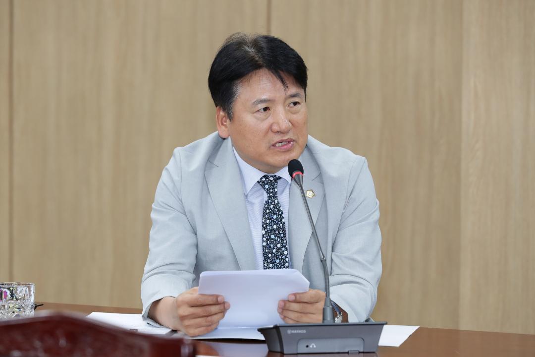 '2026 행정사무감사 강평' 게시글의 사진(9) '260908_2026 행정사무감사 강평 (9).jpg'
