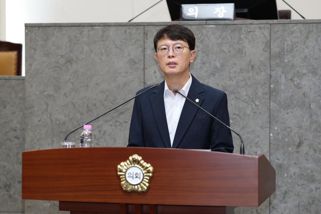 '제262회 금천구의회 임시회 2차 본회의' 게시글의 사진(11) '260728_제262회 금천구의회 임시회 2차 본회의 (11).jpg'