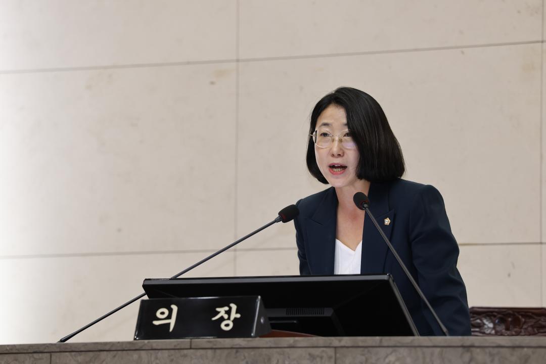 '제263회 금천구의회 정례회 4차 본회의' 게시글의 사진(9) '260921_제263회 금천구의회 정례회 4차 본회의 (17).JPG'
