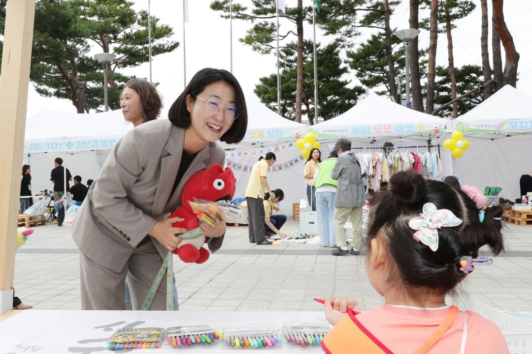 '으쓱 ESG 베이비 플리마켓' 게시글의 사진(11) '260910_으쓱ESG 베이비 플리마켓 (11).jpg'