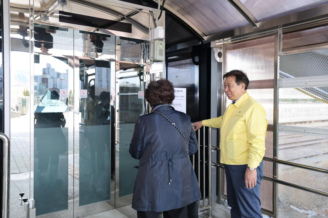 '금천구청역 보도육교 엘레베이터 운행 점검' 게시글의 사진(2) '260303E_금천구청역 시흥과선보도육교 엘리베이터 운행 점검 (2).jpg'