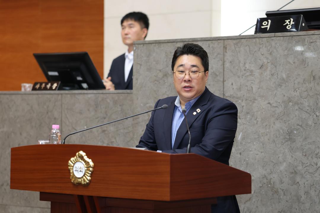 '제262회 금천구의회 임시회 2차 본회의' 게시글의 사진(16) '260728_제262회 금천구의회 임시회 2차 본회의 (16).jpg'