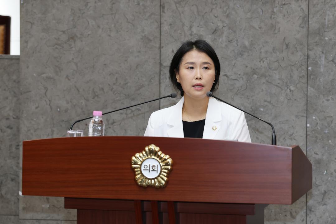 '제262회 금천구의회 임시회 2차 본회의' 게시글의 사진(4) '260728_제262회 금천구의회 임시회 2차 본회의 (4).jpg'