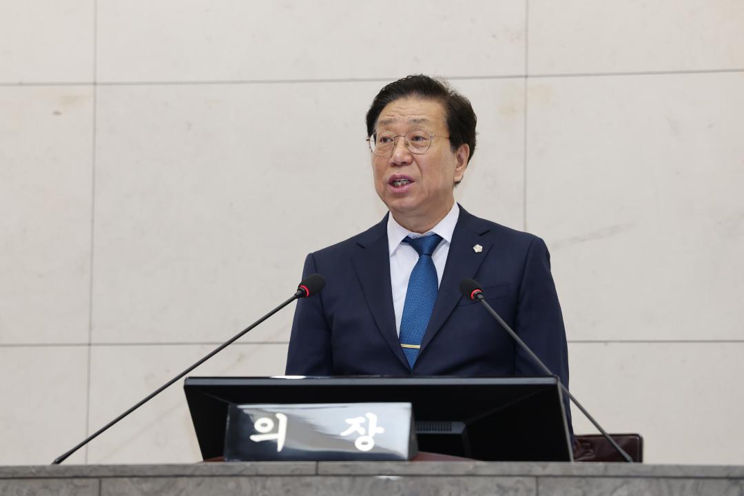 '제260회 금천구의회 임시회 본회의' 게시글의 사진(5) '260402_제260회 금천구의회 임시회 본회의 (5).jpg'