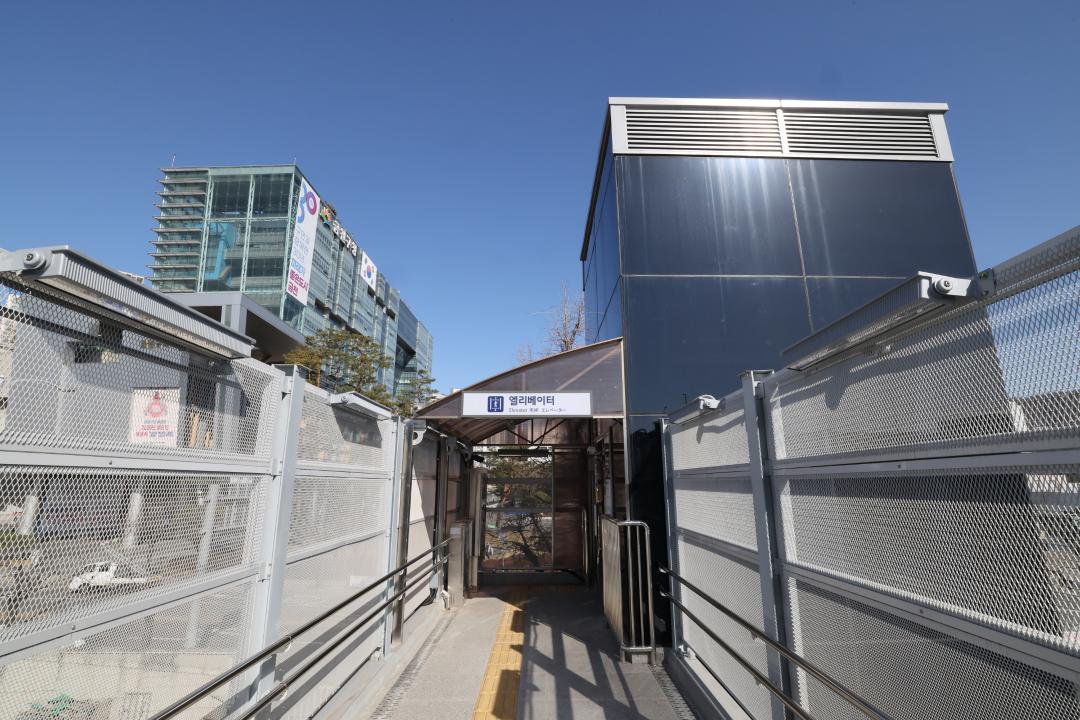 '금천구청역 보도육교 엘레베이터 운행 점검' 게시글의 사진(6) '260303E_금천구청역 시흥과선보도육교 엘리베이터 운행 점검 (6).jpg'