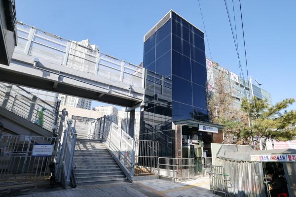 금천구청역 보도육교 엘레베이터 운행 점검