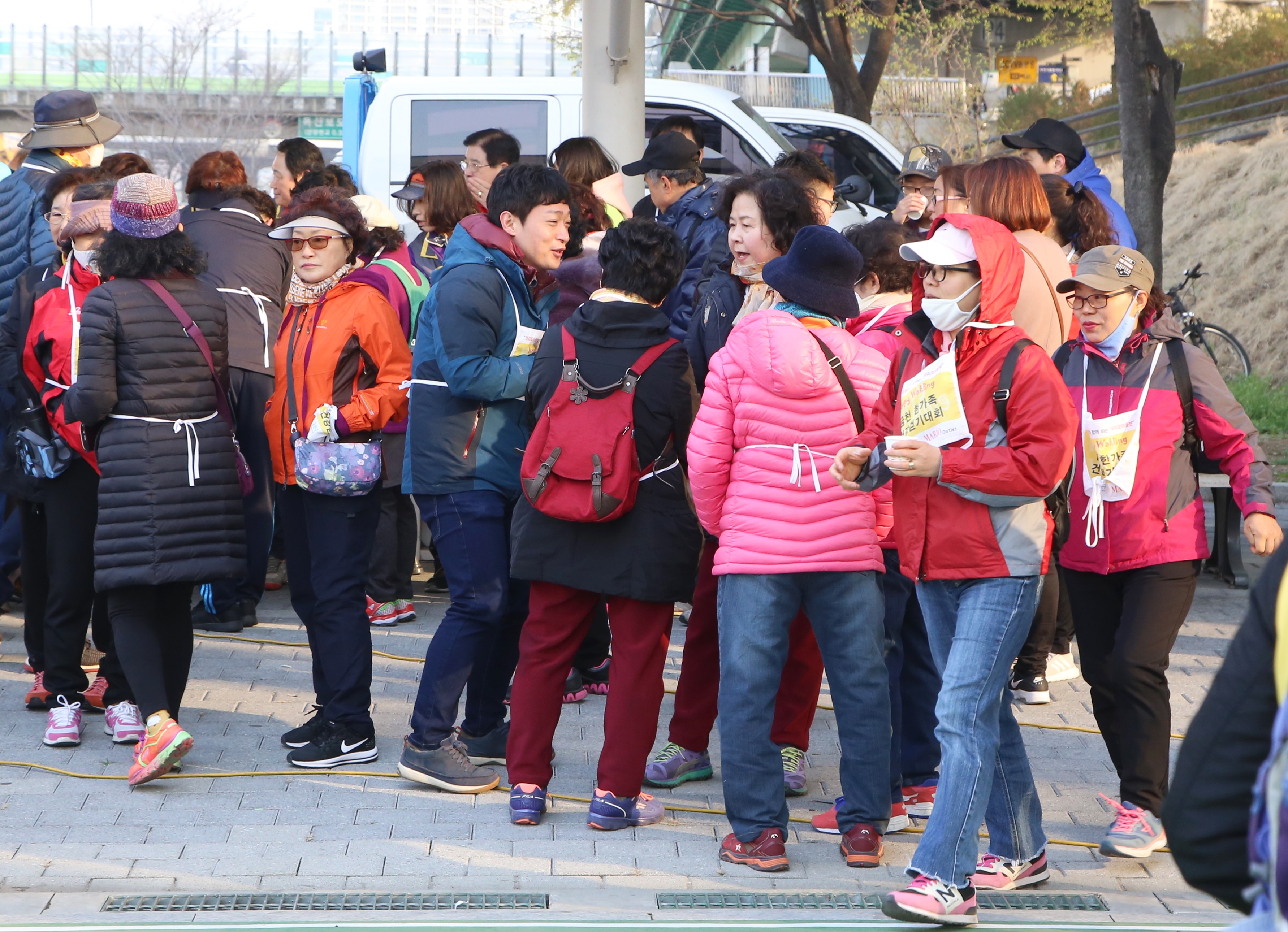 문교초학생회 구의회방문 