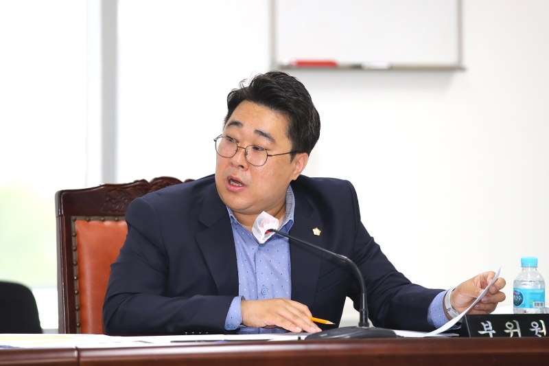 제244회 정례회 행정사무감사특별위원회 (2)