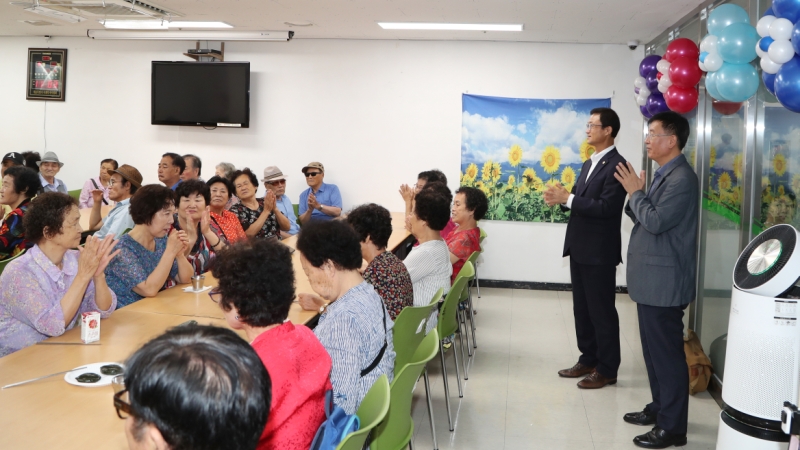 금천호암노인복지관 9월 저소득 어르신 생신잔치