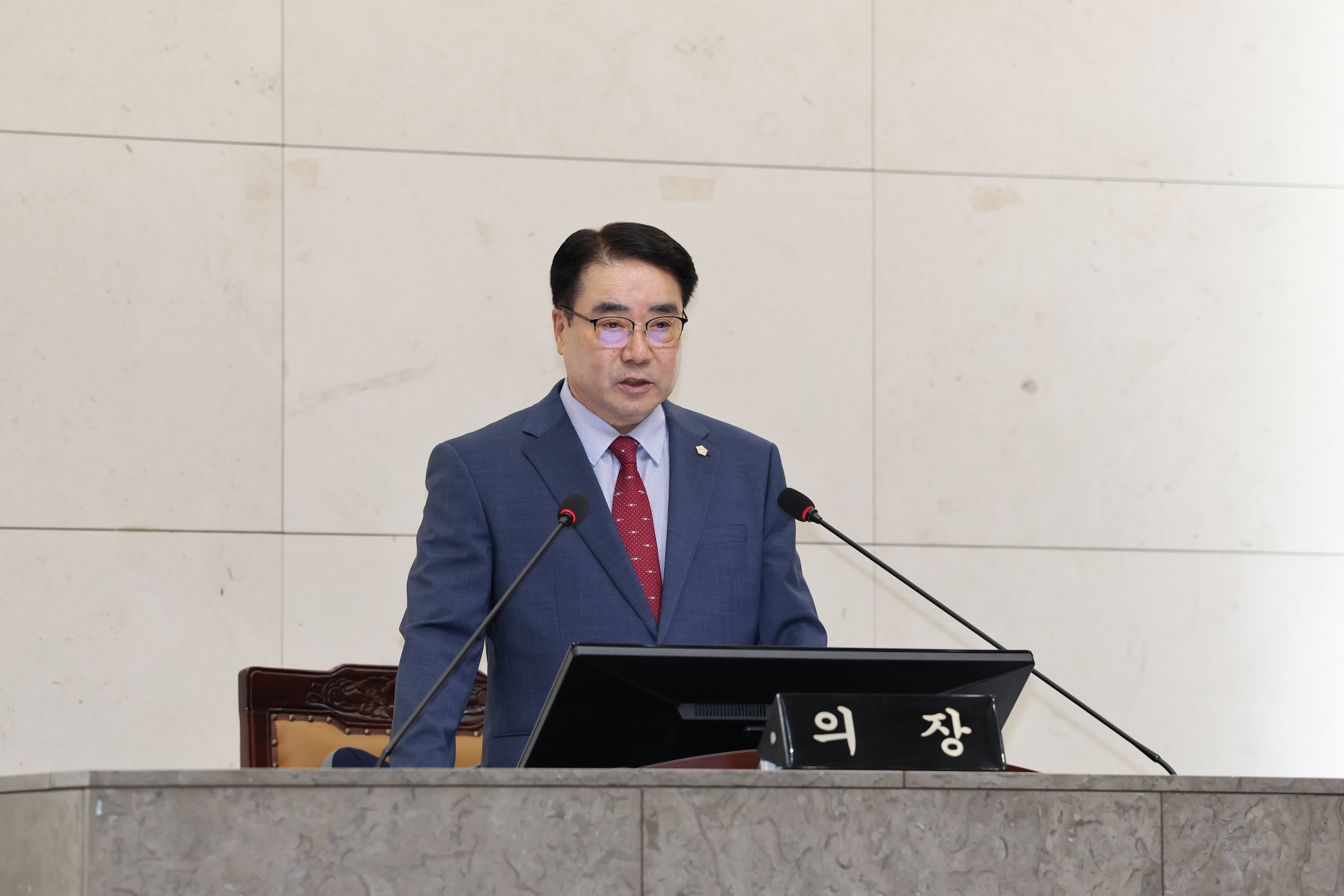 '제261회 금천구의회 임시회 본회의' 게시글의 사진(3) '260707_제261회 금천구의회 임시회 본회의 (3).jpg'