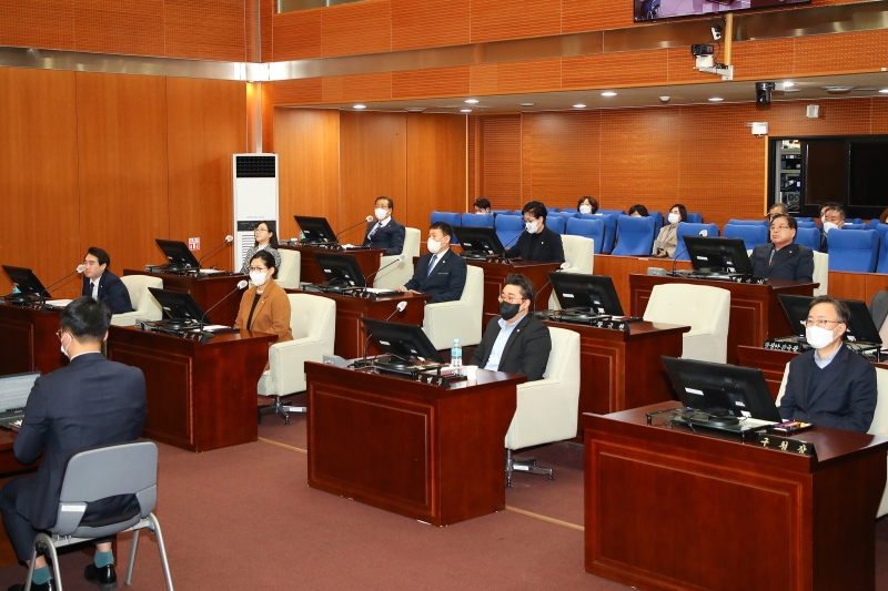  제242회 임시회 제1차 본회의