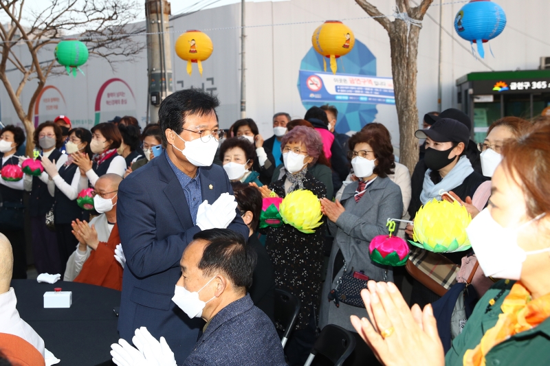 2022년 부처님오신날 기념 조형물 설치 및 점등식