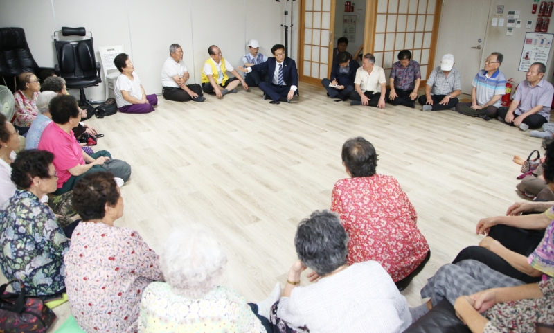 시흥동 경로당 방문 