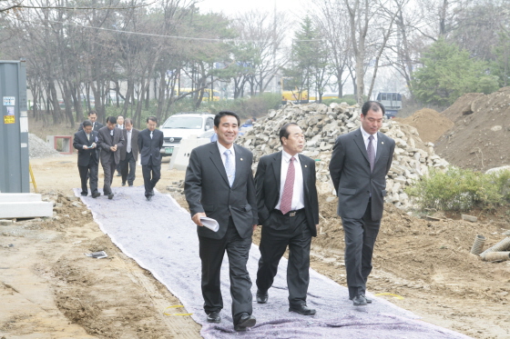 제113회 임시회 기간중 재무건설위원회 (독산 인조잔디구장)