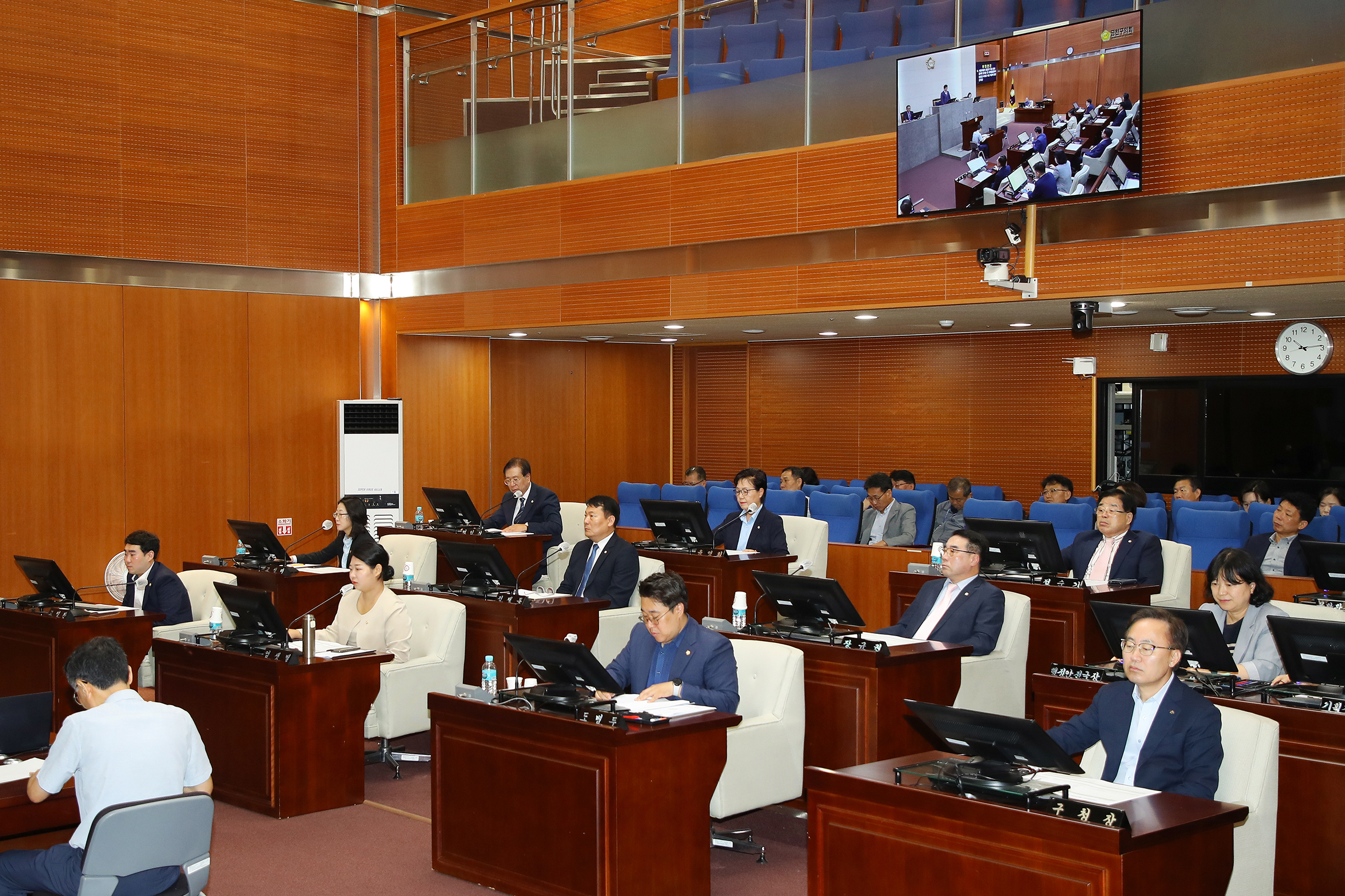 제245회 임시회 제2차 본회의