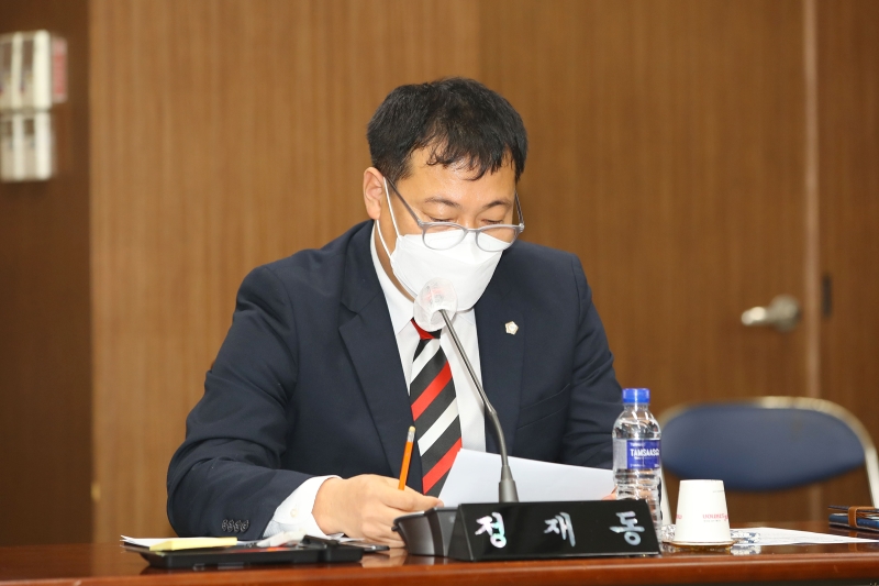 제240회 정례회 행정사무감사특별위원회(강평)