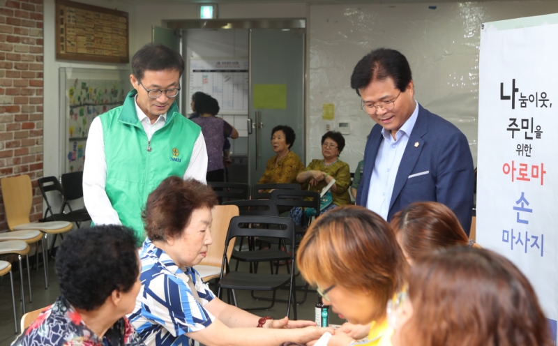 독산4동 중복맞이 어르신을 위한 삼계탕 나눔행사