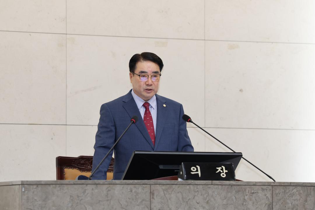 '제261회 금천구의회 임시회 본회의' 게시글의 사진(3) '260707_제261회 금천구의회 임시회 본회의 (3).jpg'