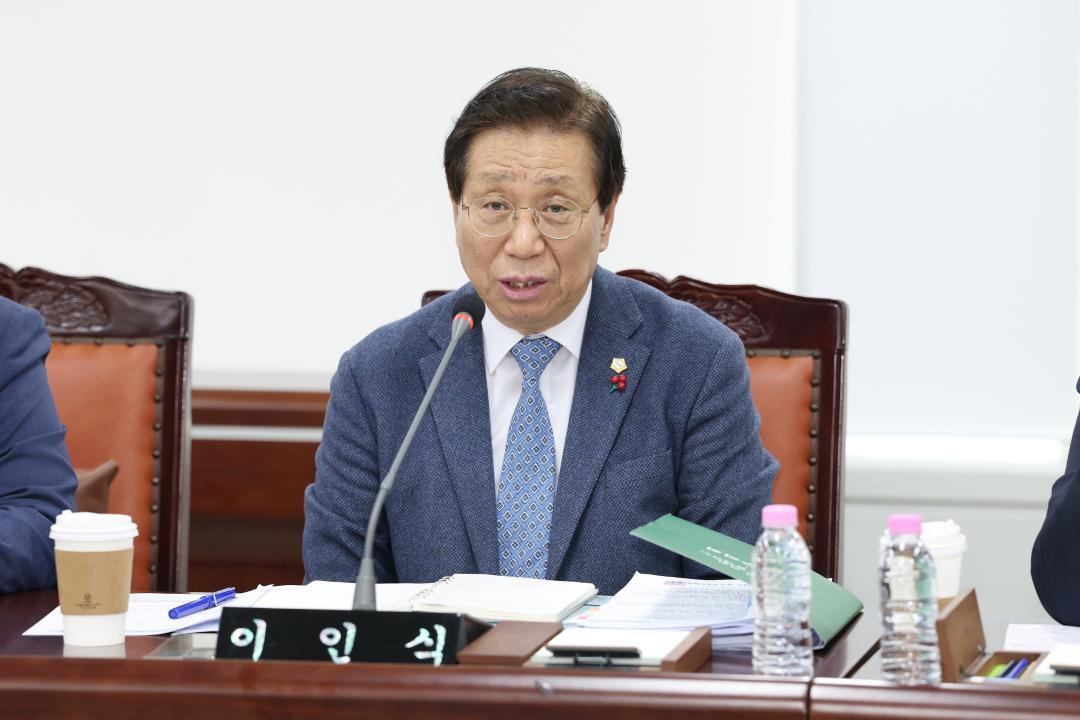 '2026년 금천구의회-집행부 지역현안 논의 간담회' 게시글의 사진(4) '260210_2026년 금천구의회-집행부 지역현안 논의 간담회 (4).jpg'