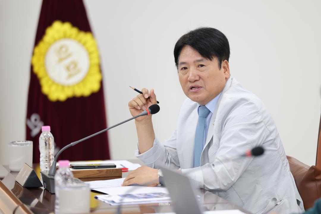 '2026 행정사무감사 회의식 감사' 게시글의 사진(7) '260907_2026 행정사무감사 회의식 감사 (7).JPG'