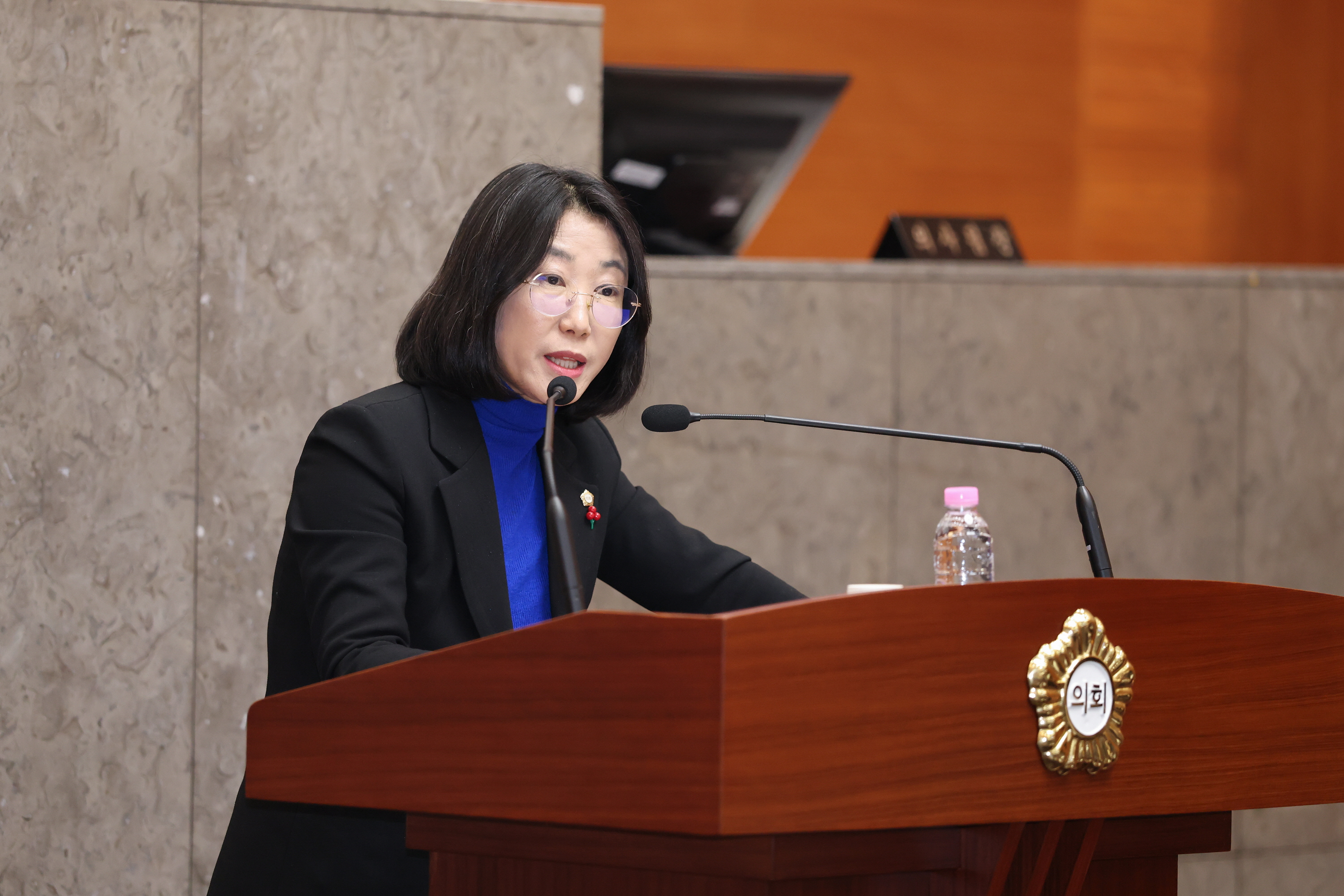 '금천구의회 구정질문 2일차,  안전·예산·대형사업 책임행정 주문' 게시글의 사진(6) '251211_제258회 정례회 3차 본회의 (7).jpg'