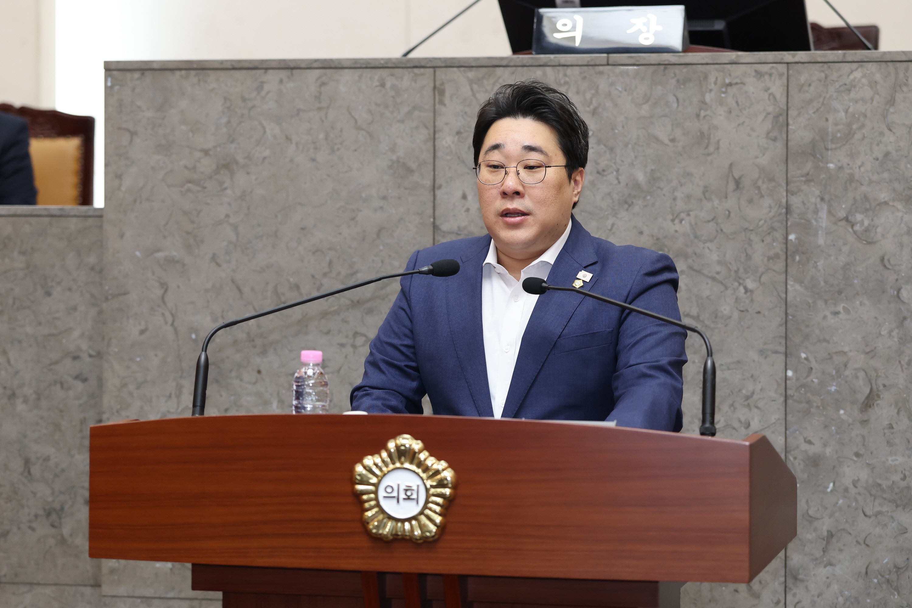 '금천구의회 제258회 정례회 폐회...2026년 예산 7,511억 원 확정' 게시글의 사진(10) '251222_제258회 제2차 정례회 4차 본회의 (10).jpg'