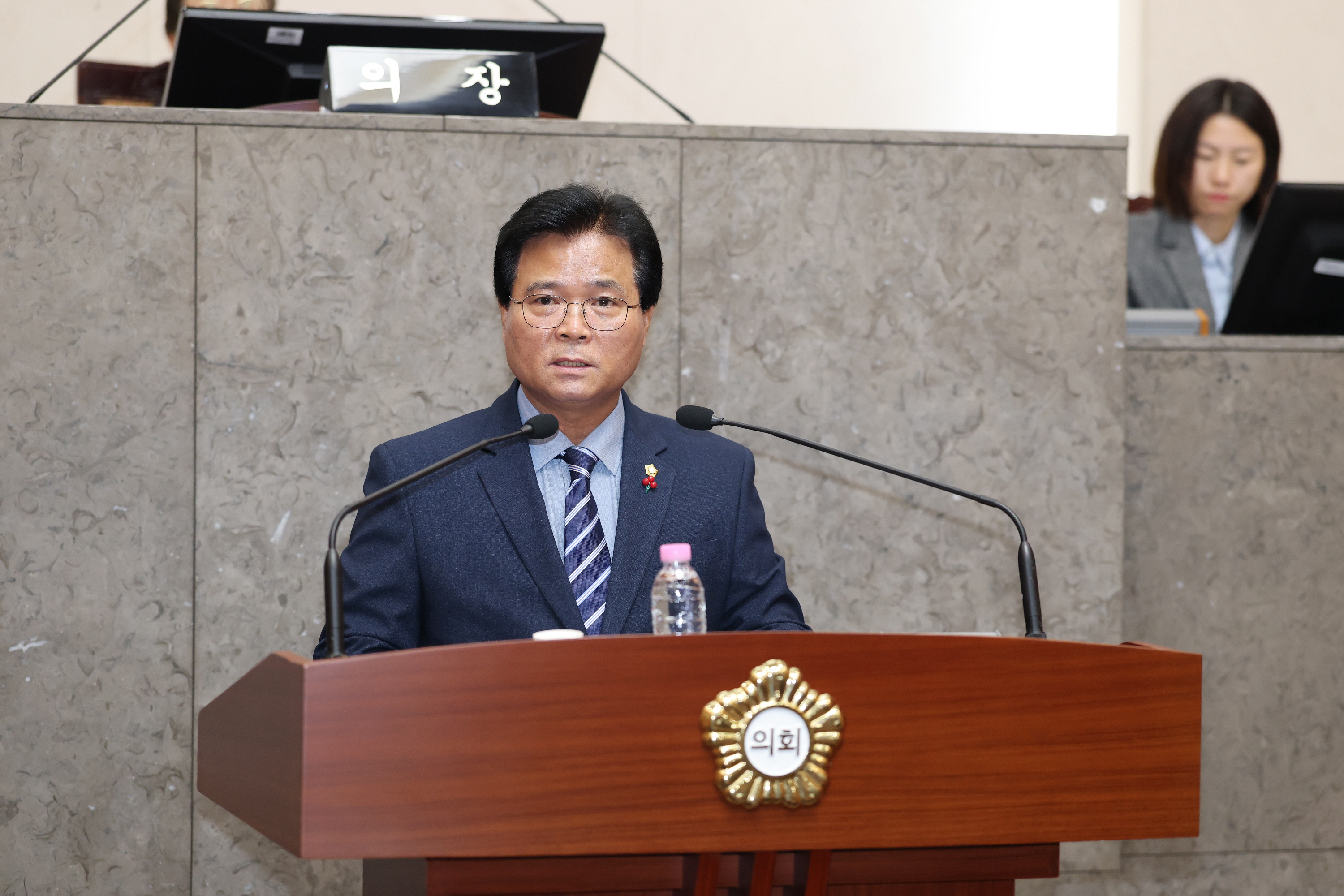 '금천구의회 구정질문 2일차,  안전·예산·대형사업 책임행정 주문' 게시글의 사진(5) '251211_제258회 정례회 3차 본회의 (6).JPG'