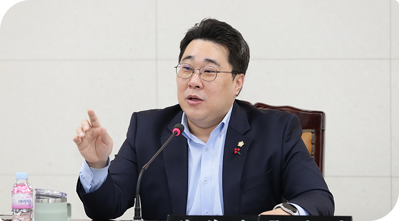 서울특별시 금천구의회 도병두 의회운영위원장 사진